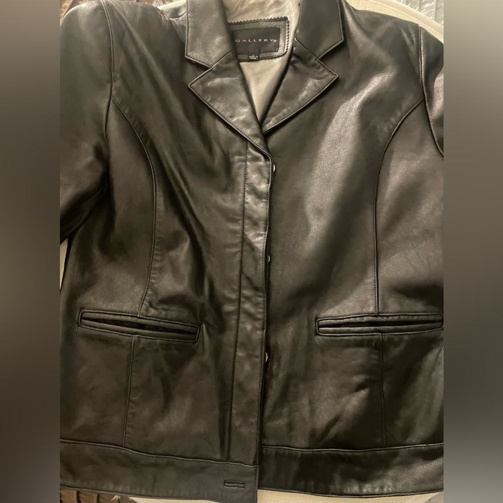 Black Gallery Leather Jacket size L EUC - Picture 2 of 16